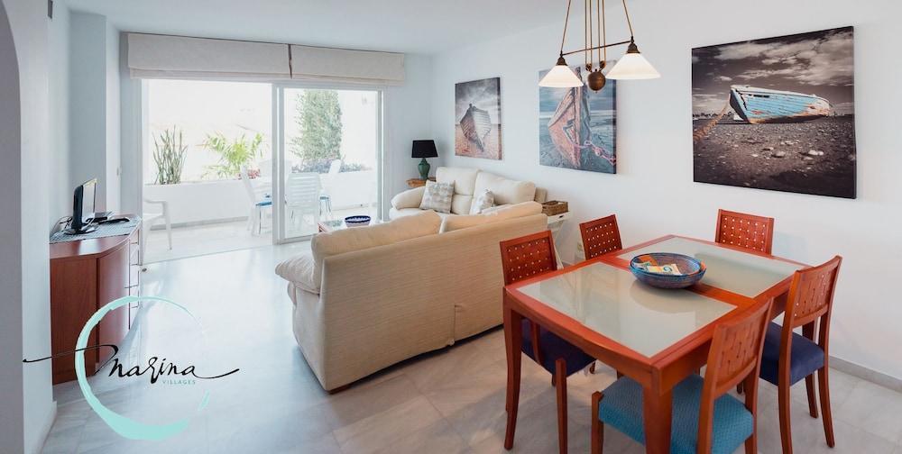 Apartamentos Marina Villages La Herradura  Exteriör bild
