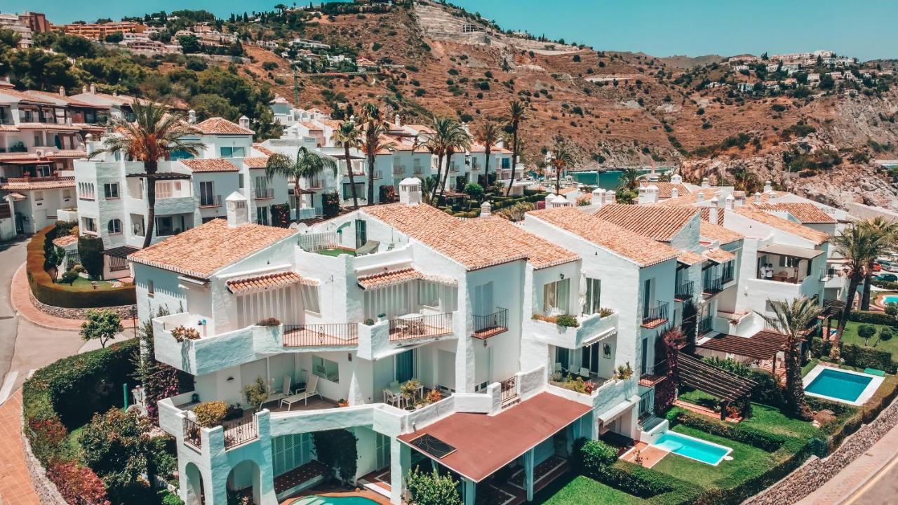 Apartamentos Marina Villages La Herradura  Exteriör bild