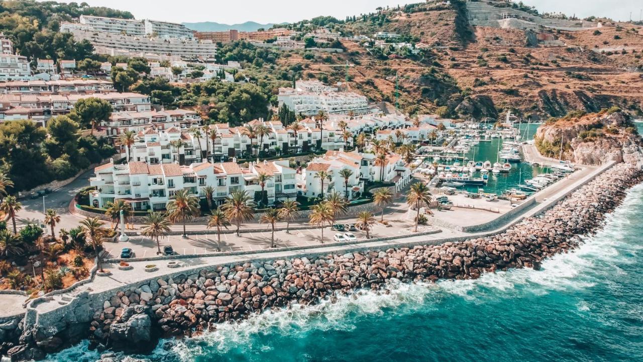 Apartamentos Marina Villages La Herradura  Exteriör bild